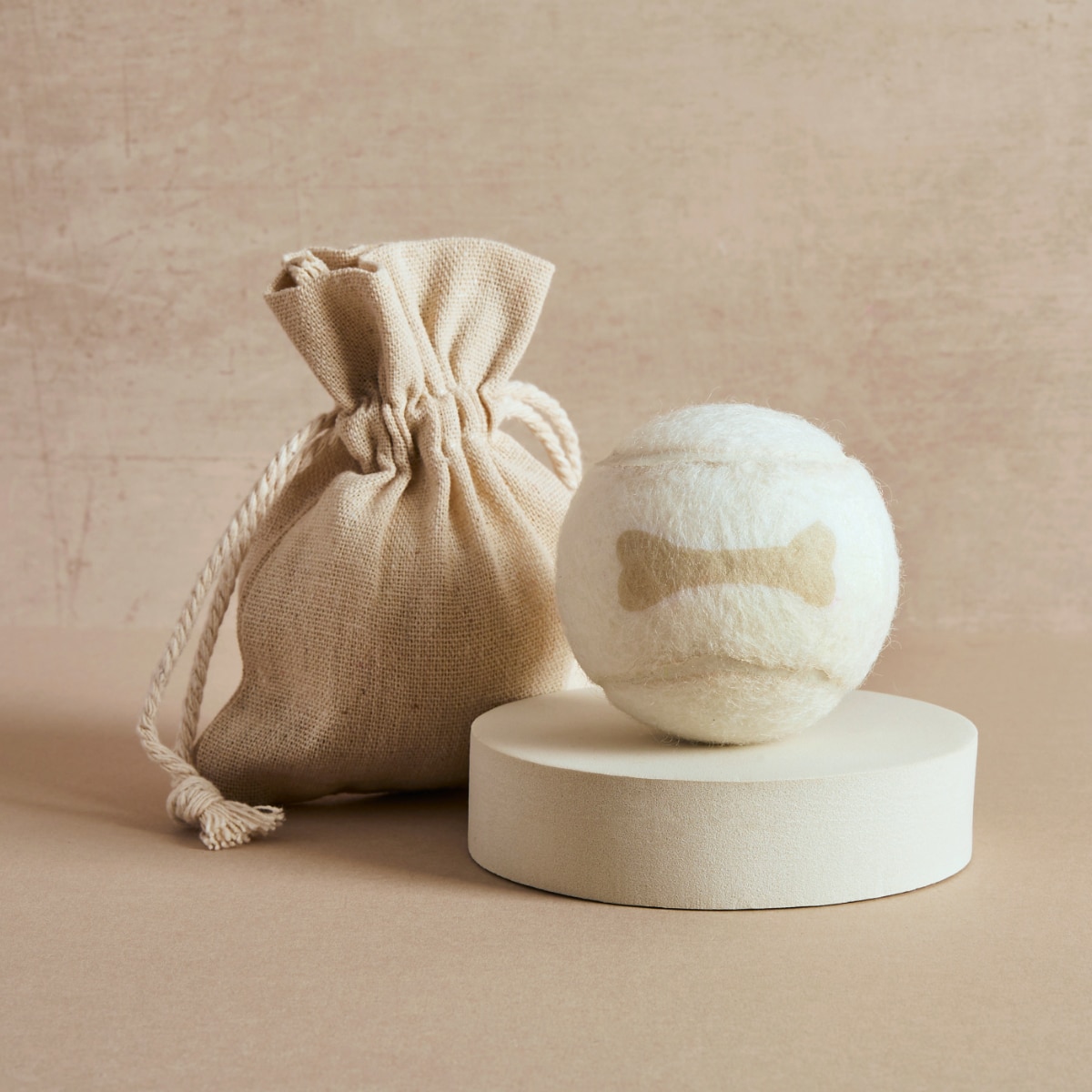 Pet Hamper Tennis Ball - Natural with Beige Bone